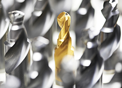 Prüfung von Farbbeschichtungen